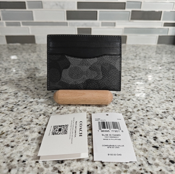 Coach Slim Id Card Case In Signature Camo Print Black - Picture 4 of 7